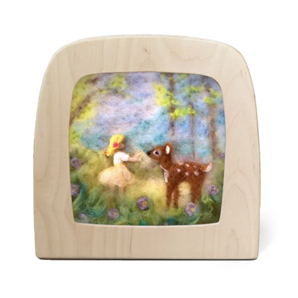 Toverlux Silhouette Het Wol Feetje Girl with Deer