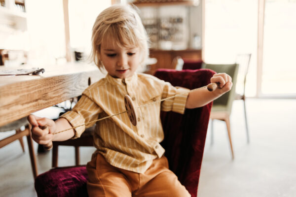 Wooden Story Swirling Spinner Buzz - Image 9