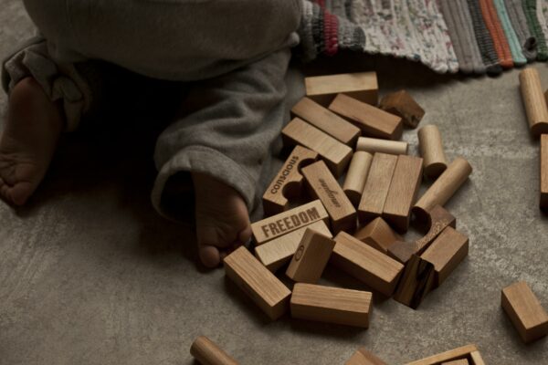 Wooden Story Natural Blocks in Tray XL 63 pieces - Image 5