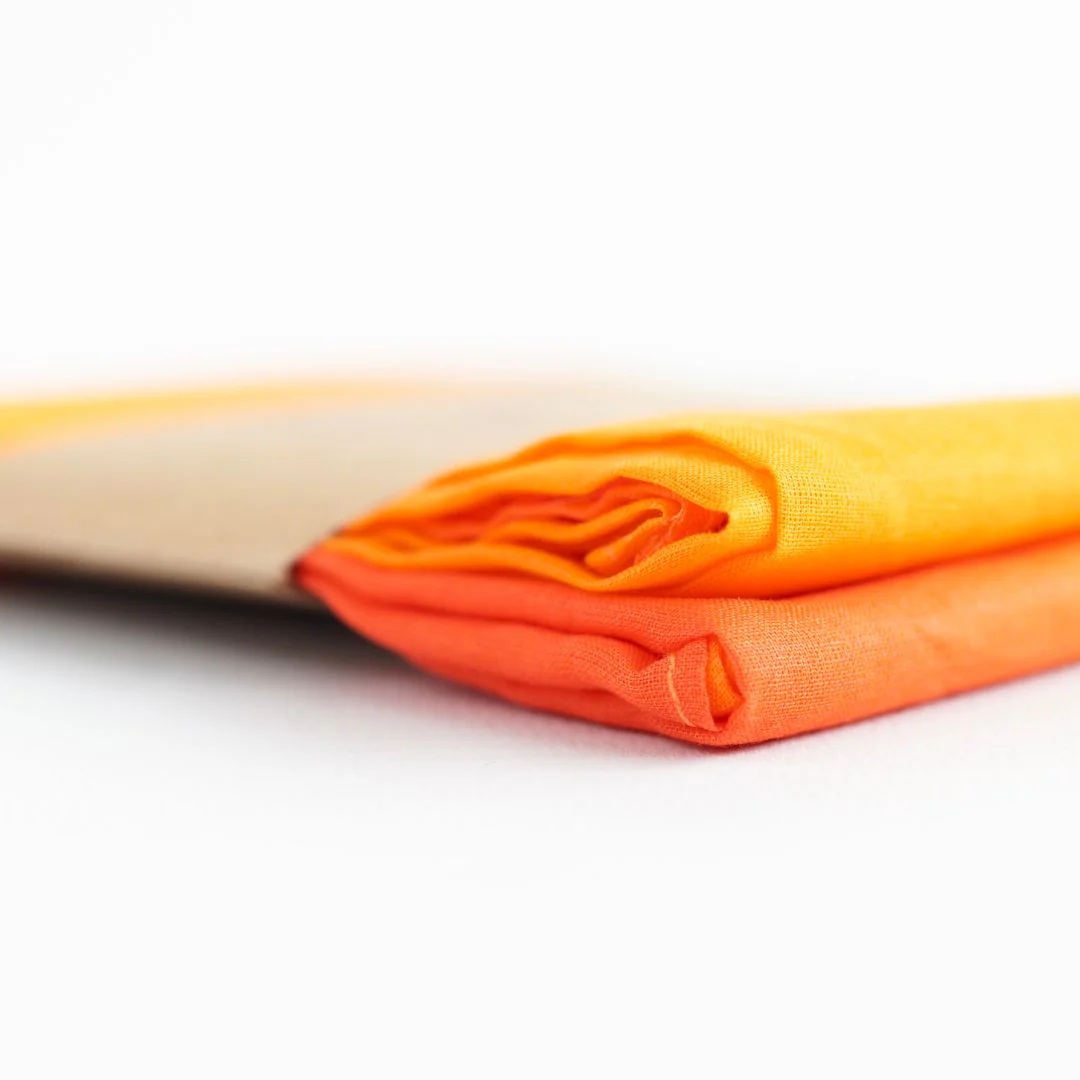 Laura's Play Cotton Fire 90 x 90 cm - Image 3