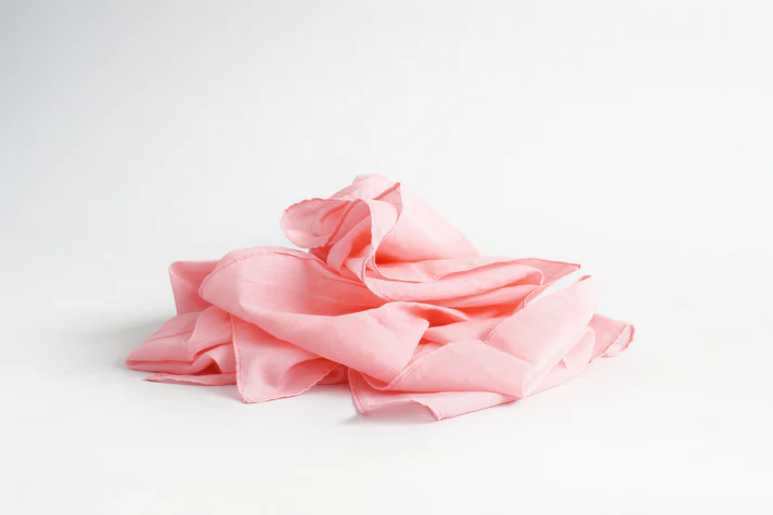 Laura's Play Cotton Light Red 90 x 90 cm - Image 5