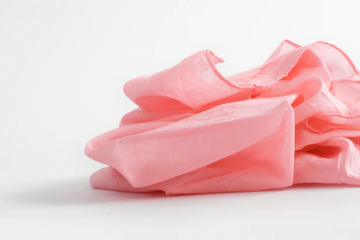 Laura's Play Cotton Light Red 90 x 90 cm - Image 6